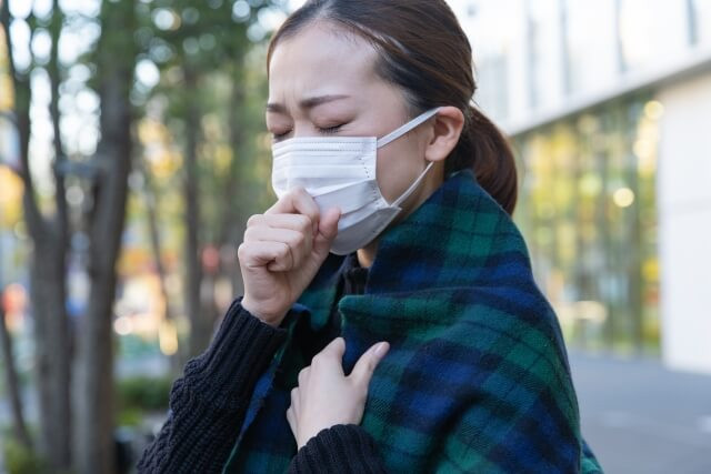 過労の男性